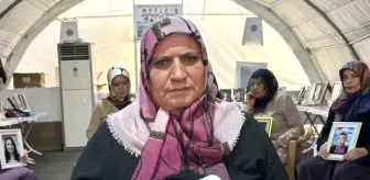 Ailelerin Dağa Kaçırılan Çocukları İçin Oturma Eylemi Devam Ediyor