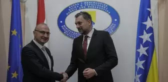 Hırvatistan Dışişleri Bakanı Bosna Hersek'in AB müzakerelerinin başlamasını temenni ediyor