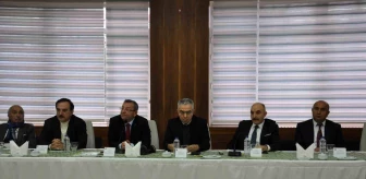 Cumhurbaşkanı Başdanışmanı Mehmet Uçum Kars'ta Türkiye Sohbetleri'ne katıldı