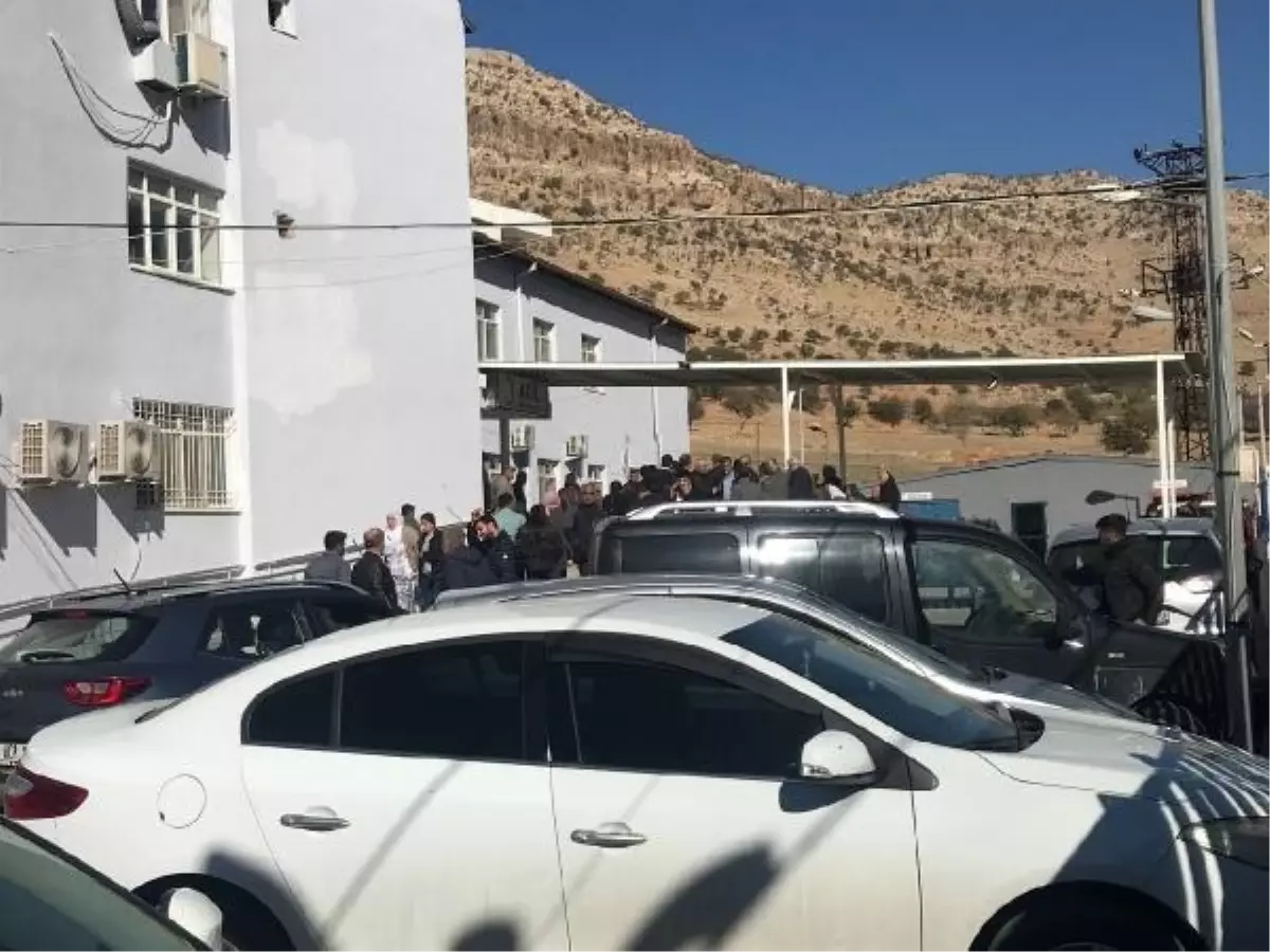 Mardin'de silahlı kavga: 1'i muhtar 4 kişi yaralandı