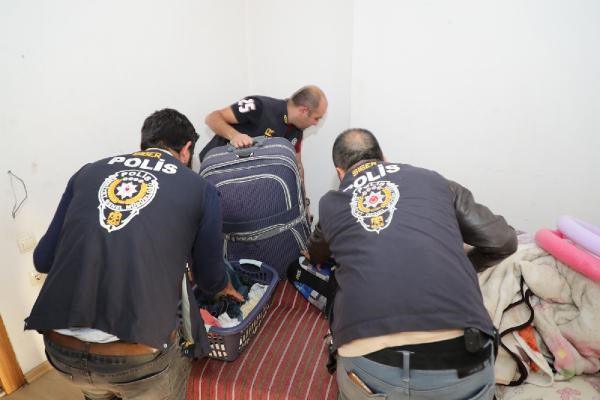 Mersin'de Yasa Dışı Bahis Operasyonu: 4 Gözaltı, 2 Aranan