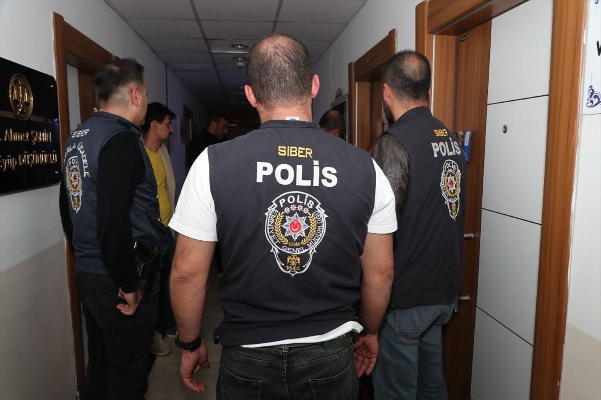 Mersin'de Yasa Dışı Bahis Operasyonu: 4 Şüpheli Gözaltına Alındı