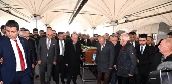 MHP Genel Başkanı Devlet Bahçeli, eski dönem Sincan İlçe Başkanı Sabri Can'ın cenaze törenine katıldı