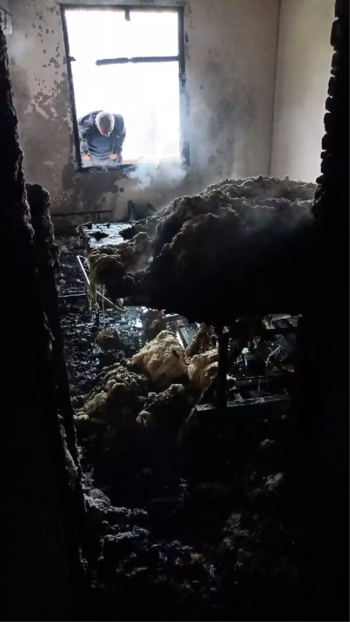 Rize'de elektrikli ısıtıcı kaynaklı yangında yatalak hasta hayatını kaybetti