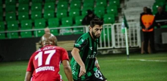 Sakaryaspor ve Erzurumspor FK Berabere Kaldı