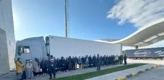 Edirne'de 36 kaçak göçmen TIR dorsesinde kurtarıldı