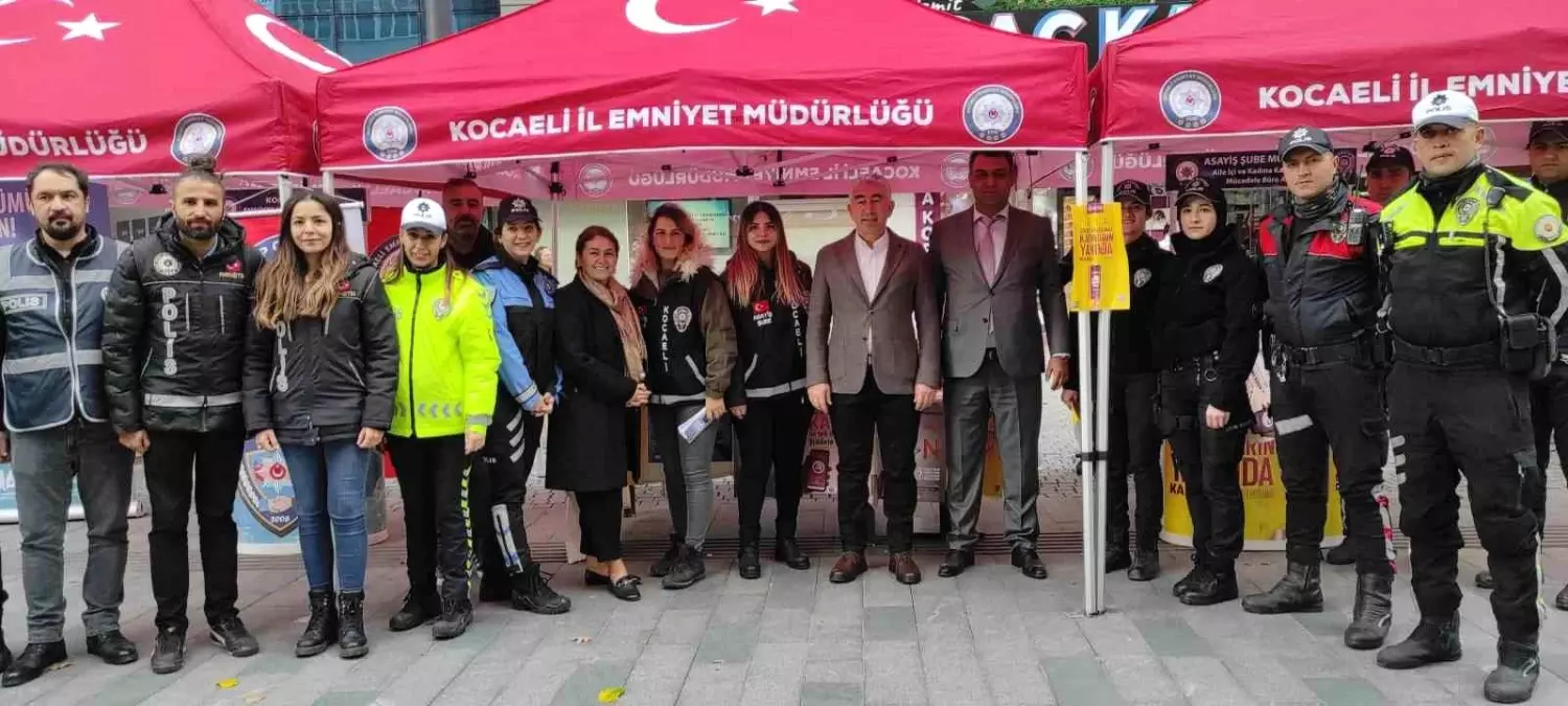 Kocaeli Emniyet Müdürlüğü Kadına Yönelik Şiddete Karşı Bilgilendirme Standı Açtı
