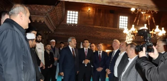 Rize'de restore edilen tarihi cami ibadete açıldı