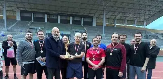 ESTÜ Personel Futbol Turnuvası'nda Rektörlük Takımı Şampiyon