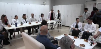 Karabağlar Belediye Başkanı Öğretmenler Günü'nü kutladı