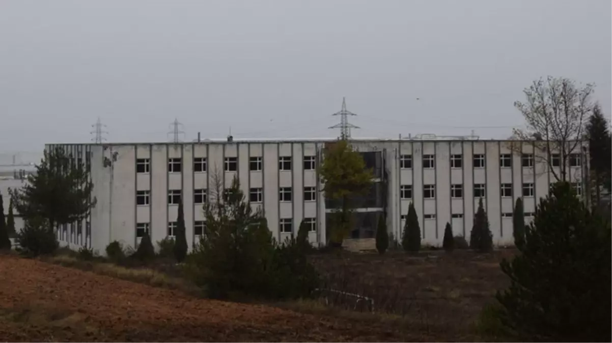 Bilecik'te, terk edilmiş bir fabrikada kadın cesedi bulundu