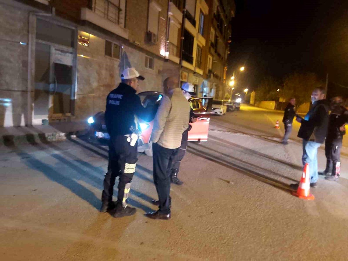 Burhaniye'de Denetim Yapıldı: 73 Araça Ceza Kesildi