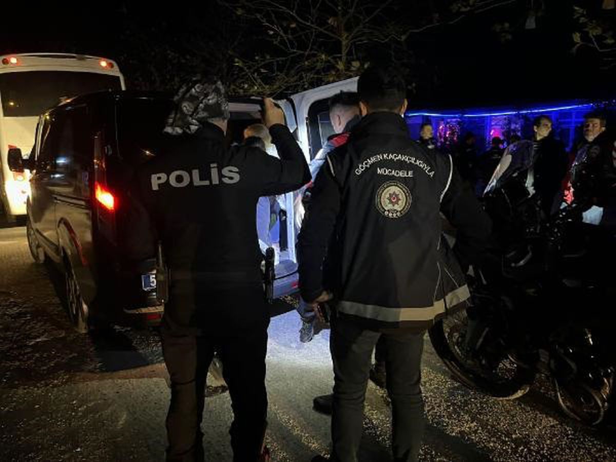 Karasu'da Eş Zamanlı Fuhuş Operasyonu: 6 Kadın Gözaltına Alındı