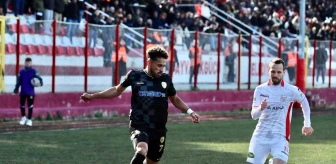 Ayvalıkgücü Belediyespor ve Aliağaspor FK Berabere Kaldı