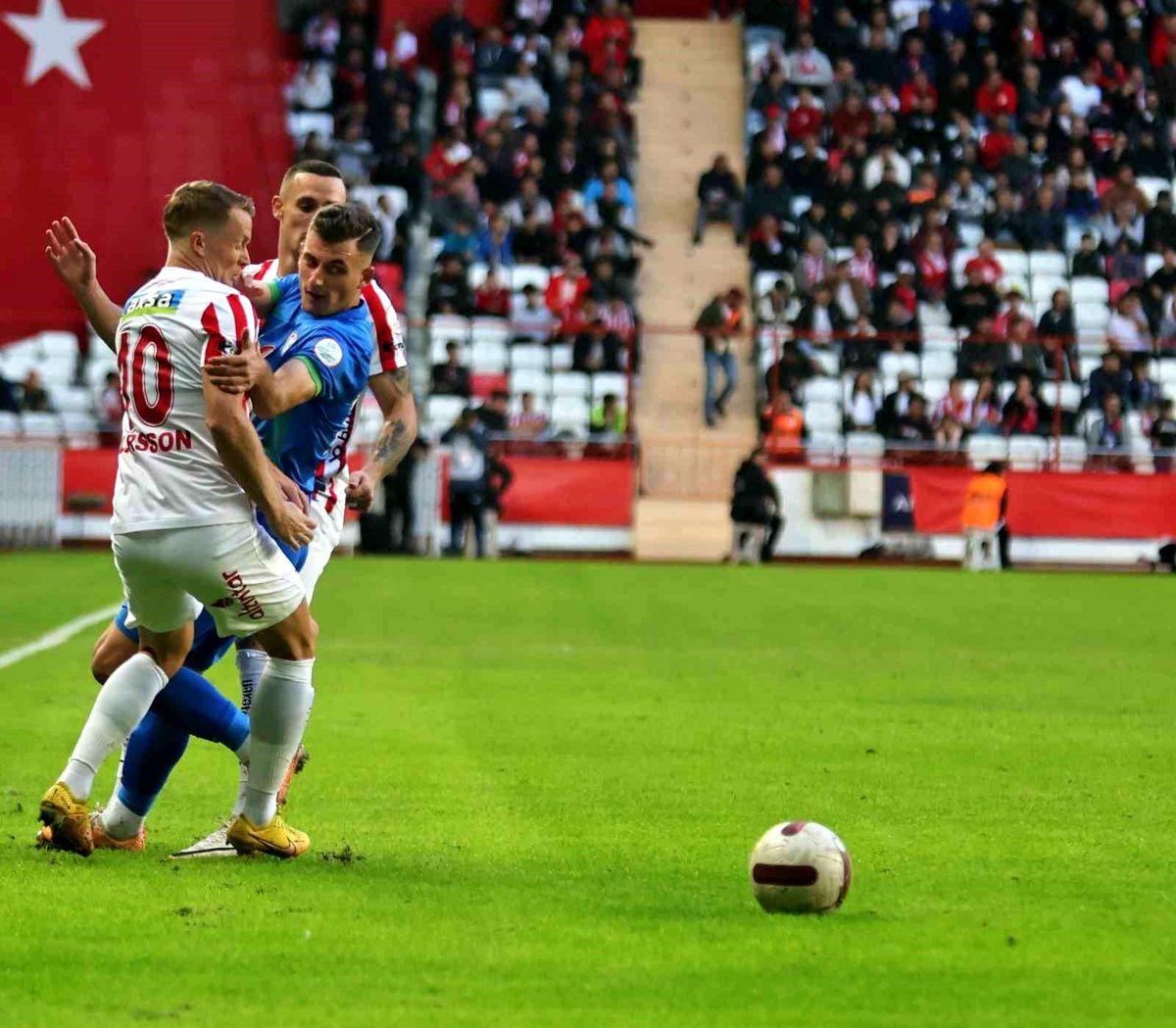 Antalyaspor ve Çaykur Rizespor Berabere Kaldı