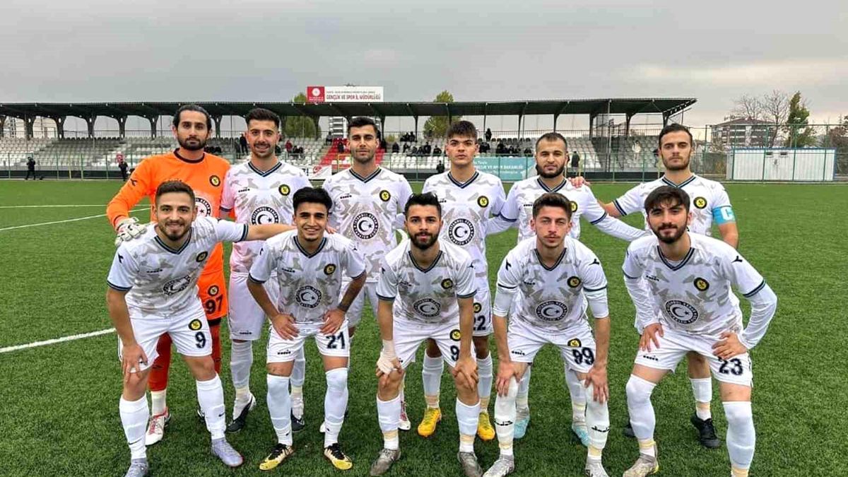Aksaray Gençlikspor ve 12 Bingölspor Berabere Kaldı