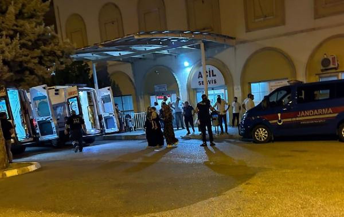 Mardin'de 2 ayrı trafik kazasında 11 kişi yaralandı