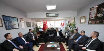 CHP İstanbul İl Başkanı Özgür Çelik DİSK ve İstanbul Barosu'nu ziyaret etti