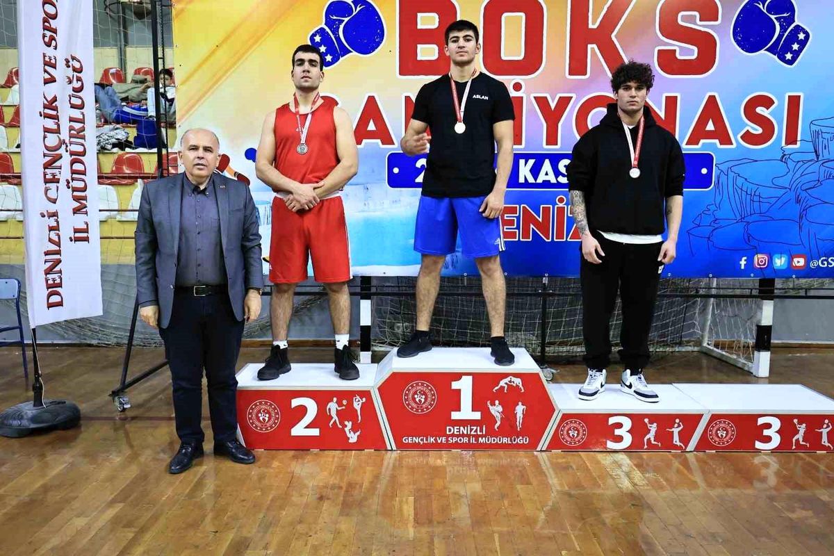 Denizli'de İller Arası Boks Şampiyonası Son Buldu