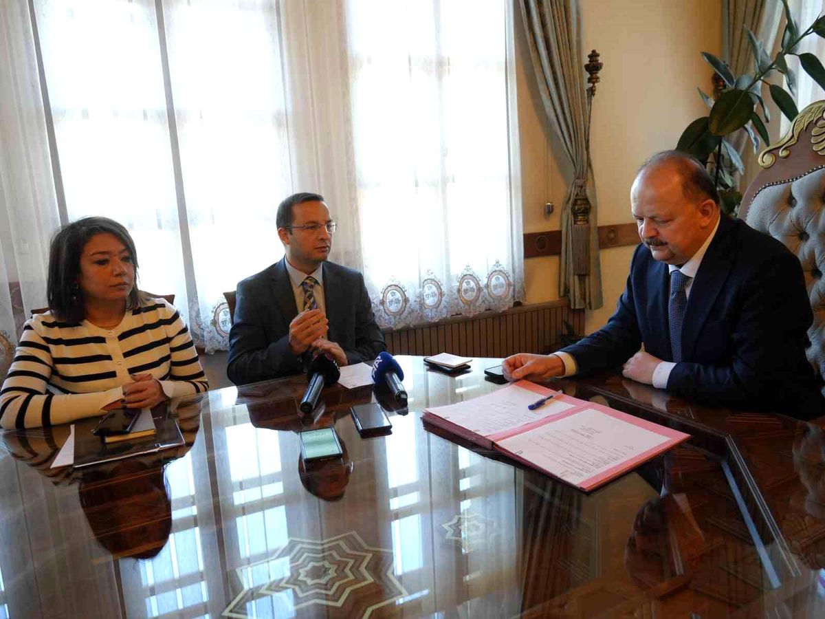 İnebolu'da Ahşap Seralarla Kadınlar Üretecek