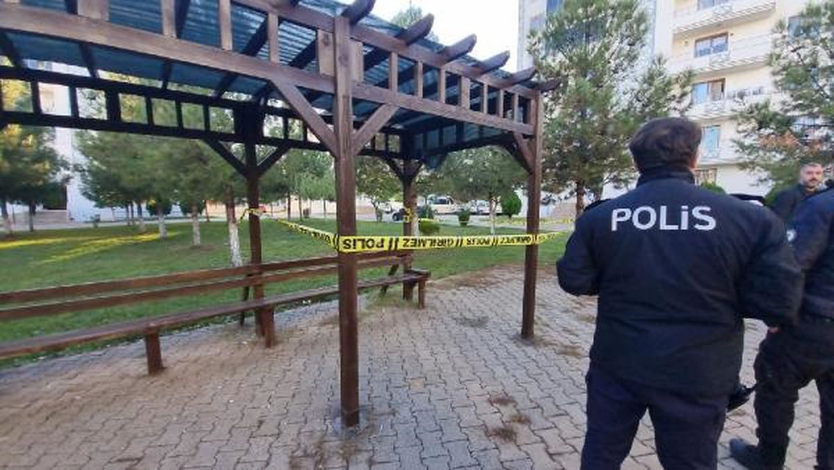 Diyarbakır'da Dini Nikahlı Çift Tartıştı: Bir Kişi Yaralandı