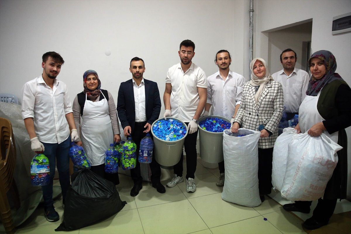 Engelliler İçin Mavi Kapak Kampanyası Başlatıldı