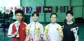Eskişehirli Genç Badmintoncular Slovakya'da Altın Madalyalarla Döndü