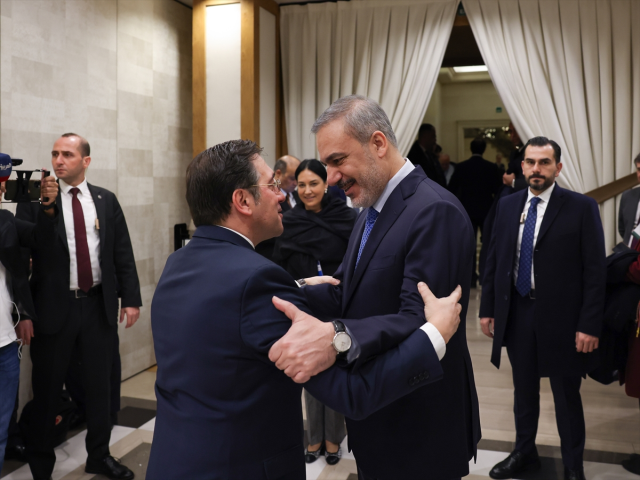Una cálida bienvenida al Ministro de Asuntos Exteriores español, Hakan Fidan