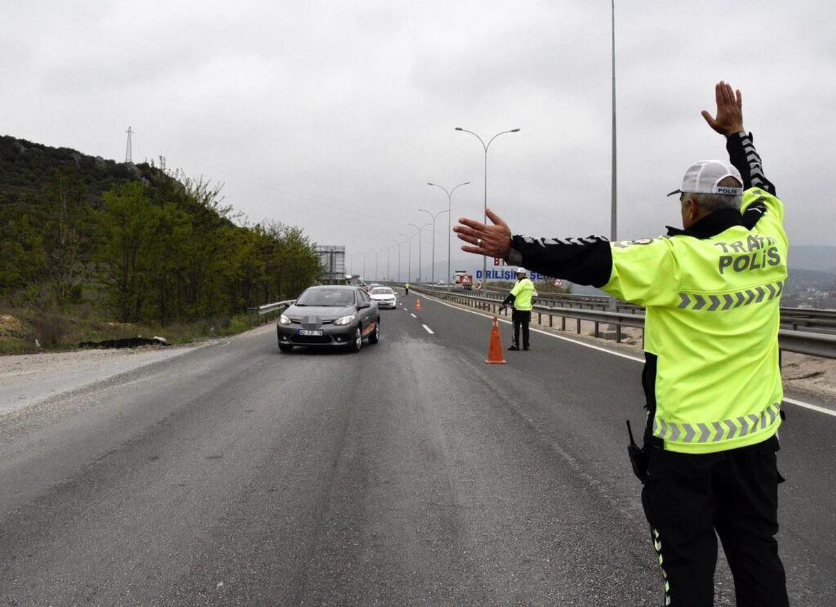 Bilecik'te Müşterek Trafik Denetimlerinde 8 Sürücüye Cezai İşlem Uygulandı