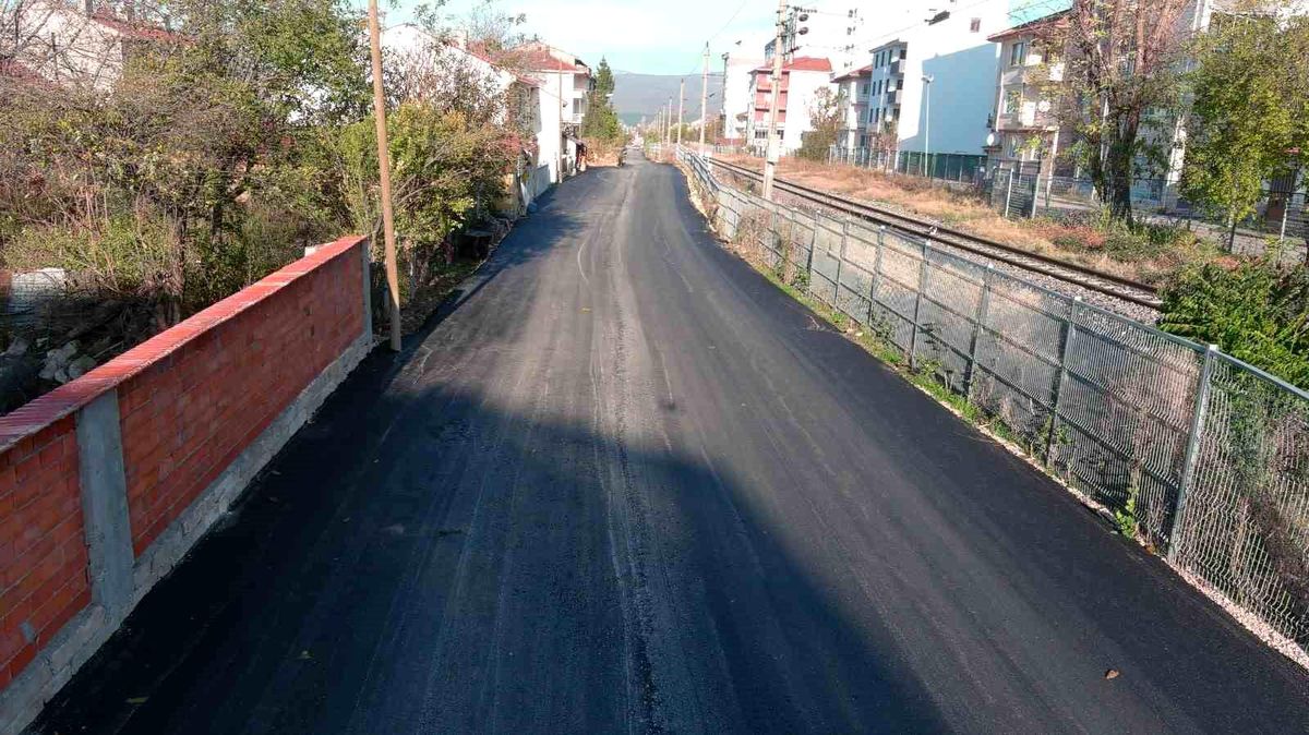 Bozüyük'te Deforme Olan Cadde Yenilendi