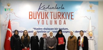 AK Parti'de 4 ilçeye yeni kadın kolları başkanları atandı