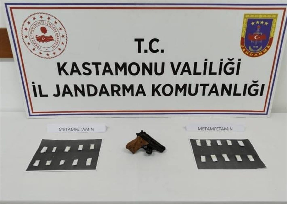 Kastamonu'da Uyuşturucu Operasyonunda 3 Şüpheli Gözaltına Alındı