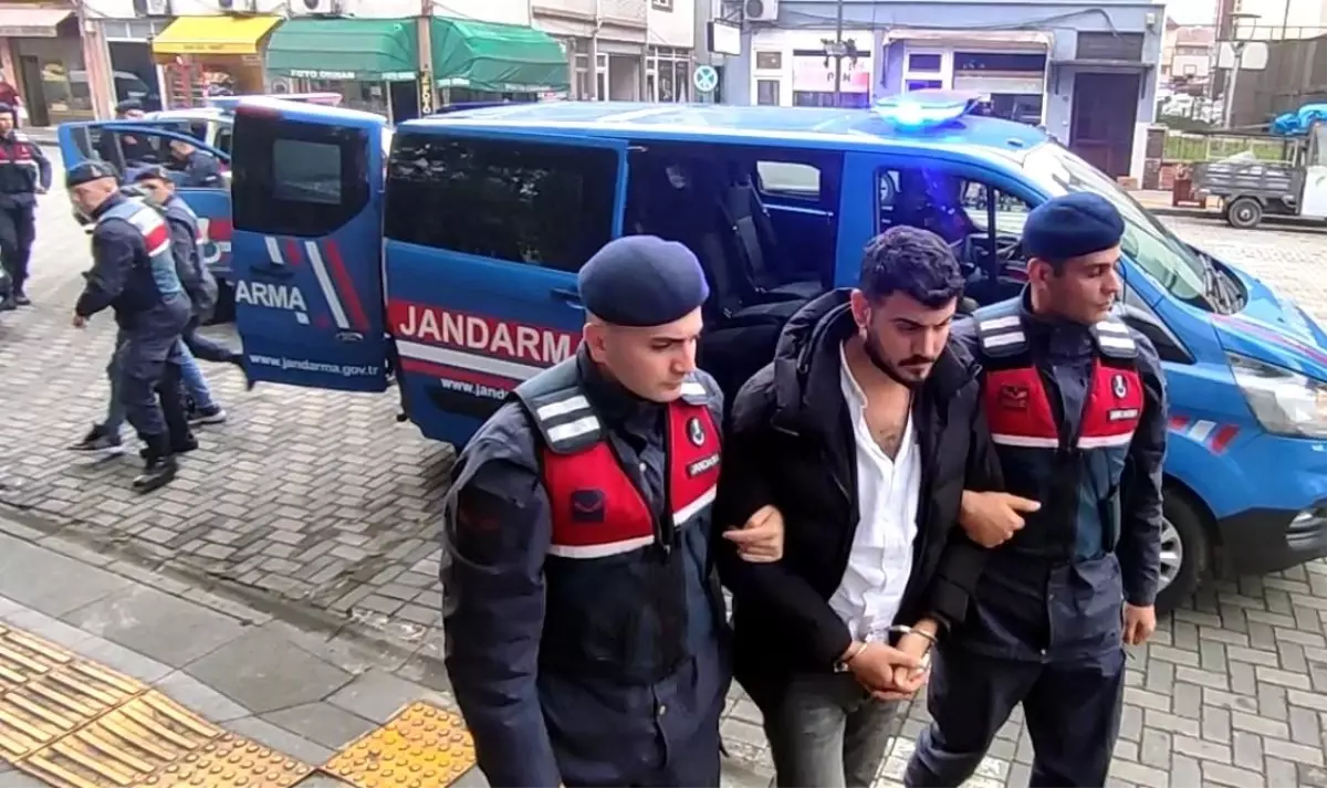 Polis süsüyle yapılan 2 milyon TL'lik vurguna jandarma darbesi