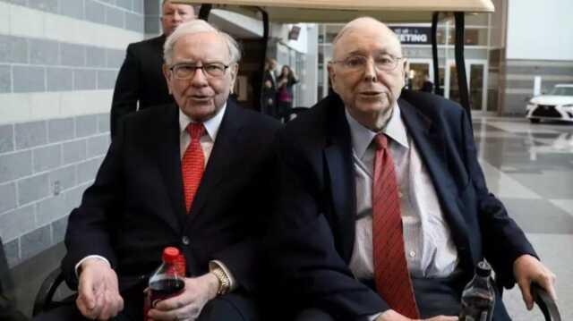 Warren Buffet'ın ortağı Charlie Munger 99 yaşında hayatını kaybetti Warren Buffet'ın ortağı Charlie Munger 99 yaşında hayatını kaybetti