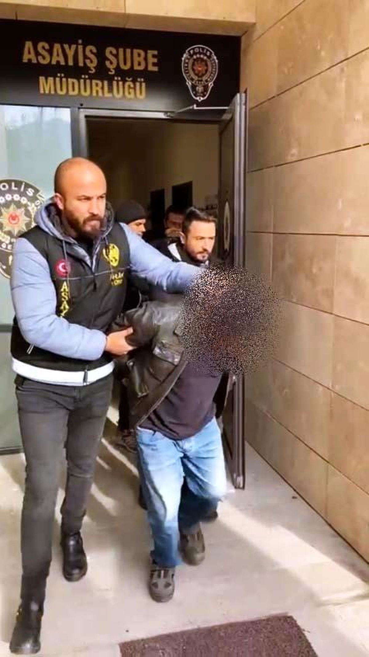 Afyonkarahisar'da Fuhuş Çetesi Operasyonu: 4 Tutuklama