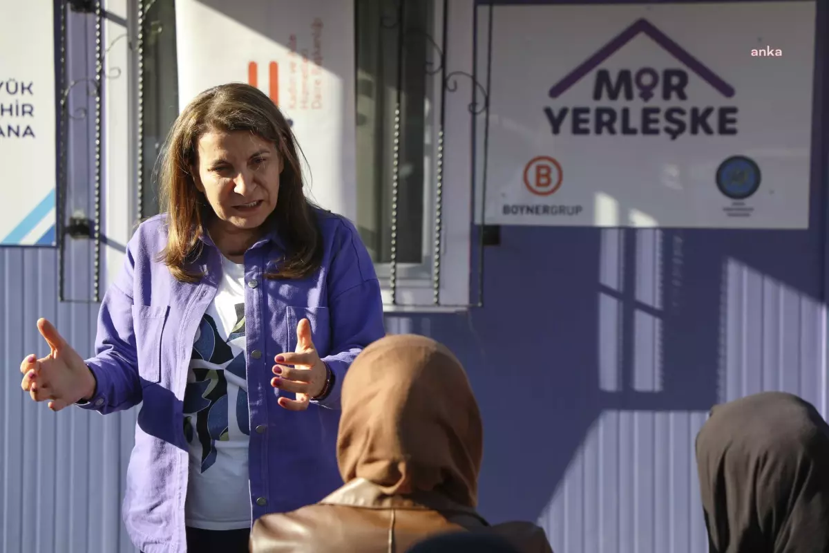 Adana'da Kadına Yönelik Şiddete Karşı Farkındalık Atölyesi Düzenlendi