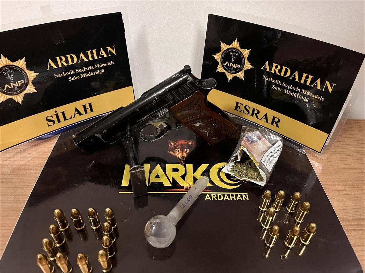 Ardahan'da Uyuşturucu Operasyonu: 4 Şüpheli Gözaltına Alındı