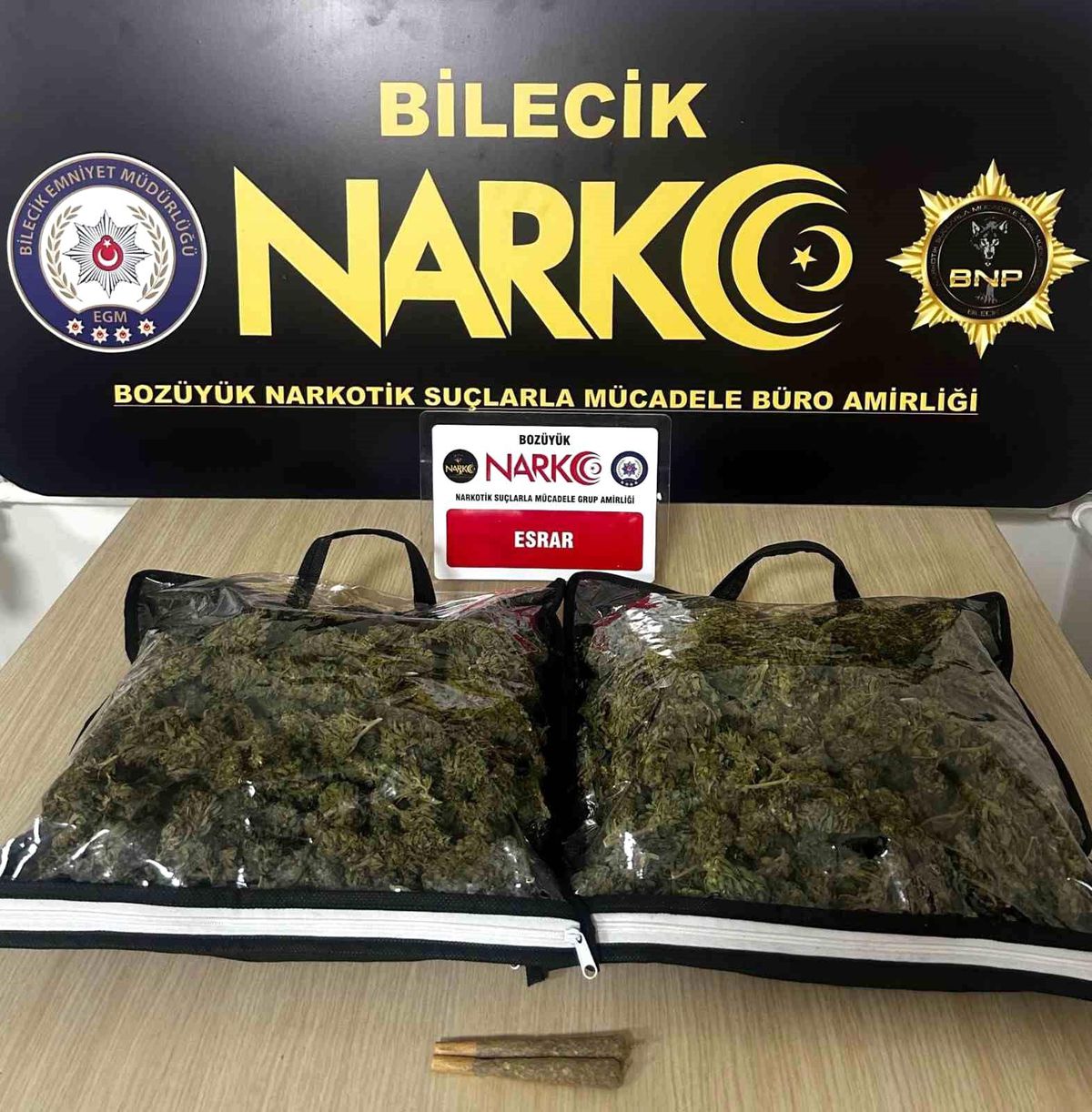 Bilecik'te Uyuşturucu Operasyonunda Yarım Kilo Esrar Ele Geçirildi