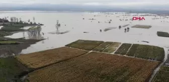 Çanakkale'de Sağanak Tarım Arazi ve Evleri Vurdu