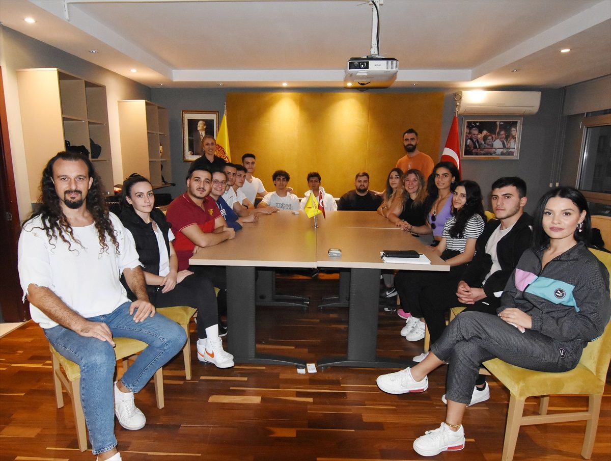 Göztepe Cimnastik Akademisi'nde Klinik Spor Psikoloğu Dr. Seren Akıncı Özdurulmuş ile buluşma