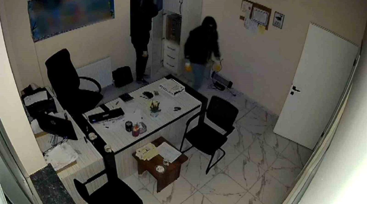 Aksaray'da Fabrikada Hırsızlık: 100 Bin TL ve Kamera Kayıt Cihazı Çalındı