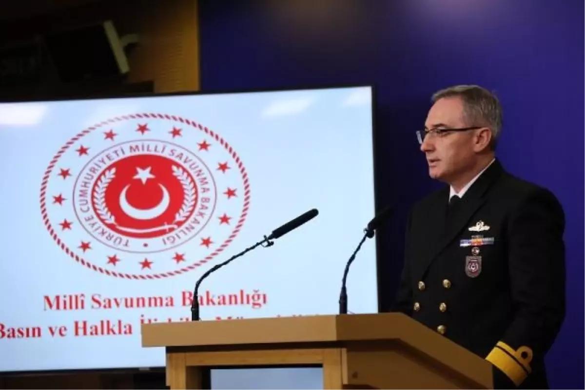Milli Savunma Bakanlığında basın bilgilendirme toplantısı yapıldı