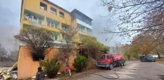 Tunceli'de belediye binasında çıkan yangın söndürüldü