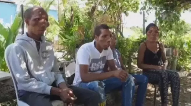 Üçgen yüzlü aile, uzaylı olduklarına inanmaya başladı