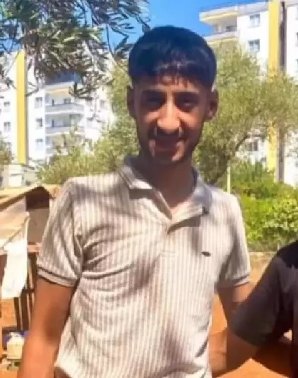 Alkollü sürücü 3 kişinin ölümüne neden oldu Alkollü sürücü 3 kişinin ölümüne neden oldu