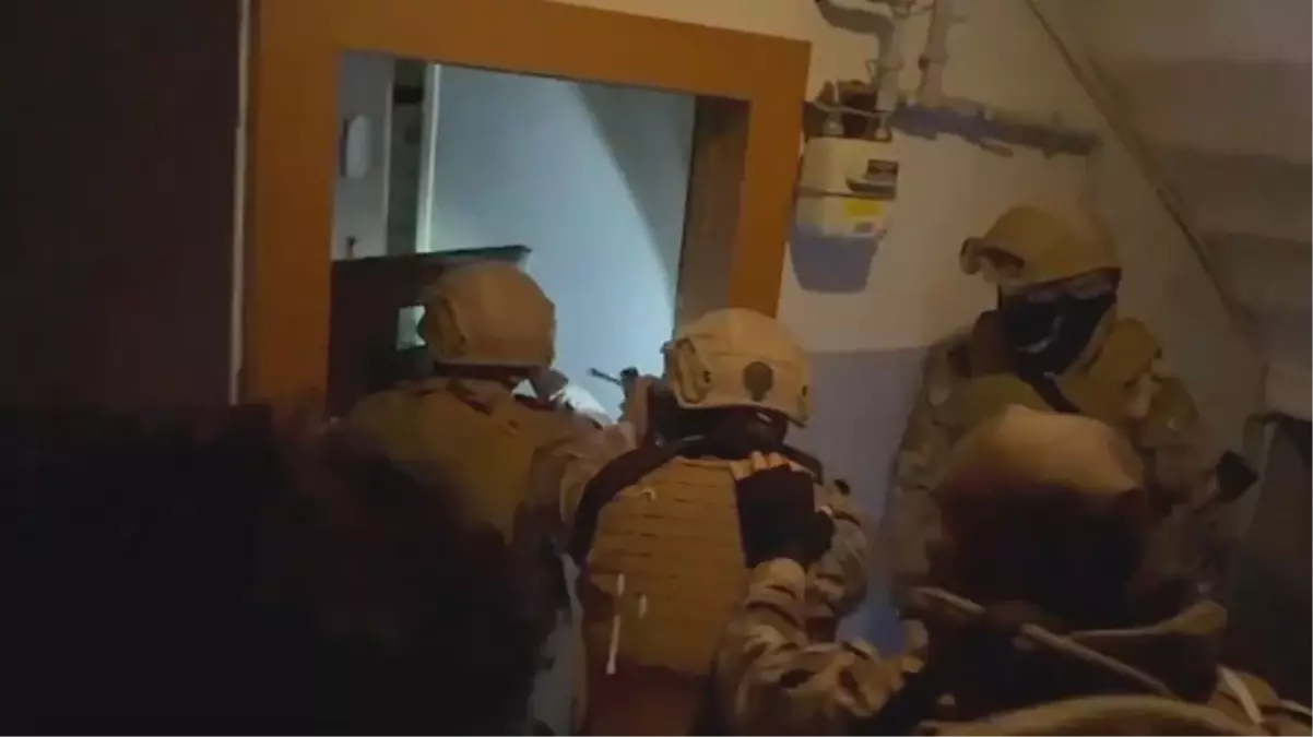 8 ilde zehir tacirlerine 'Narkogüç-38' Operasyonu: 1 ton 719 kg uyuşturucu madde ele geçirildi