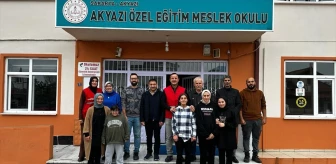 Akyazı Özel Eğitim Meslek Okulu'nda Türk Kızılay Faaliyetleri Hakkında Bilgilendirme