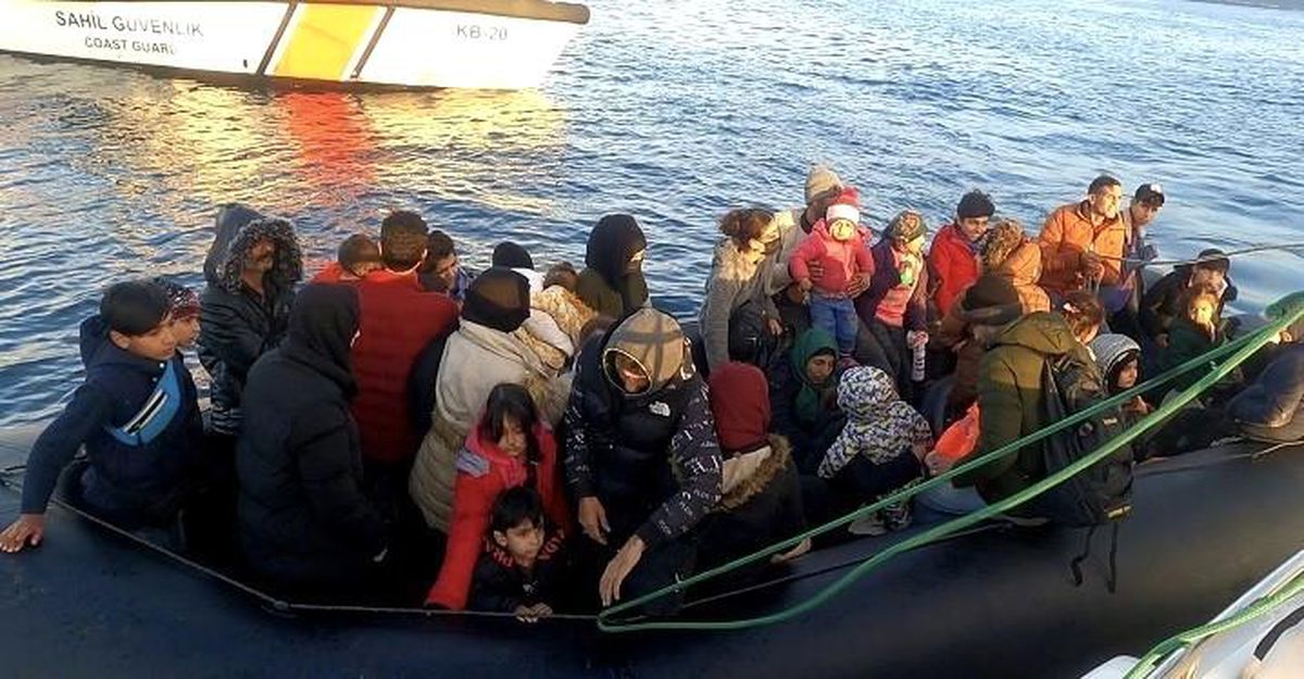 Çanakkale'de Sahil Güvenlik Operasyonunda 110 Kaçak Göçmen Yakalandı