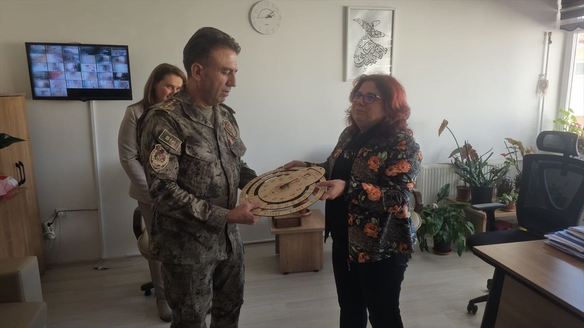Çorum Emniyet Müdürü Pehlivan özel çocukları ziyaret etti