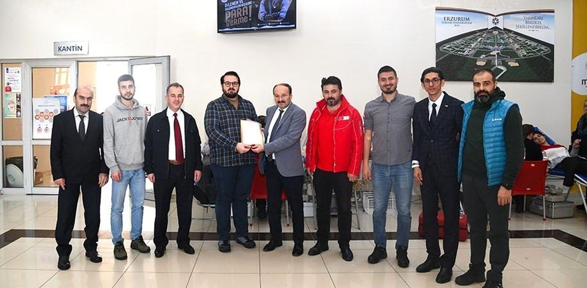 Erzurum Kızılay Şube Müdürlüğü ETÜ'de Kan Bağışı Kampanyası Düzenledi